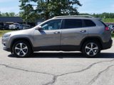 Used 2019 Jeep Cherokee Limited image 5