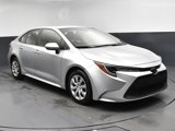 Used 2022 Toyota Corolla LE image 2