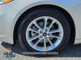 Used 2019 Ford Fusion SE image 3