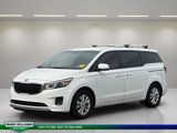 Used 2017 Kia Sedona LX w/ LX Essentials Premium Package image 2