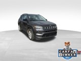 Used 2022 Jeep Compass Latitude image 2