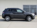 Used 2024 Jeep Compass Latitude image 2
