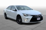 Used 2017 Toyota Camry SE image 2