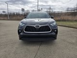 Used 2023 Toyota Highlander L image 2