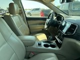 Used 2019 Jeep Grand Cherokee Limited w/ Luxury Group II image 3