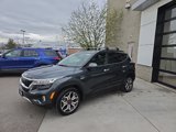 Used 2023 Kia Seltos SX w/ SX Sunroof Package image 3