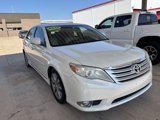 Used 2011 Toyota Avalon Limited image 3