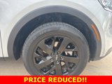 Used 2022 Kia Sorento S image 4