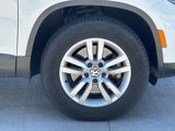 Used 2017 Volkswagen Tiguan S image 5