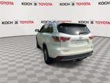 Used 2016 Toyota Highlander Limited image 3