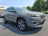 Certified 2019 Jeep Cherokee Limited w/ Technology Group image 2