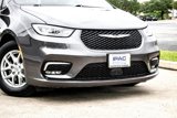 Used 2023 Chrysler Pacifica Touring-L image 3