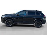 Used 2019 Jeep Cherokee Latitude Plus image 2
