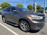 Used 2014 Toyota Highlander XLE image 3