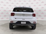 New 2025 Hyundai Venue SEL image 5