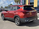 Used 2023 Kia Seltos S w/ Navigation Package image 2
