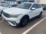 Used 2022 Volkswagen Tiguan SE image 2