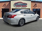 Used 2017 Nissan Altima 2.5 SL w/ Moonroof Package image 3