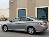 Used 2015 Hyundai Sonata Hybrid image 4