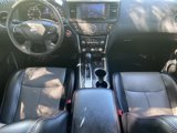 Used 2020 Nissan Pathfinder SL image 2
