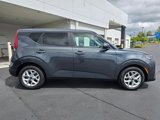 Used 2022 Kia Soul LX w/ Technology Package image 3