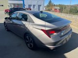 Used 2023 Hyundai Elantra SEL w/ Convenience Package image 3