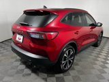 Used 2022 Ford Escape SE w/ SE Sport Appearance Package image 5