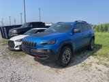 Used 2020 Jeep Cherokee Trailhawk image 2