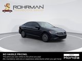Used 2019 Volkswagen Jetta SE image 2