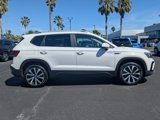 Used 2022 Volkswagen Taos SE image 3