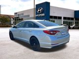 Used 2015 Hyundai Sonata SE w/ Option Group 09 image 3