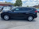Used 2017 Nissan Rogue S image 3