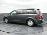 Used 2019 Dodge Grand Caravan SE image 4