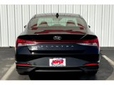 Used 2023 Hyundai Elantra SE w/ Preferred Accessory Package image 4