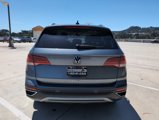 Used 2024 Volkswagen Taos SE w/ Panoramic Sunroof Package image 6