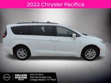 Used 2022 Chrysler Pacifica Touring-L image 2
