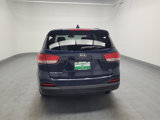 Used 2016 Kia Sorento LX w/ LX Convenience Package image 6