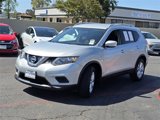 Used 2014 Nissan Rogue SV image 3
