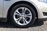 Certified 2017 Ford Taurus SE image 4