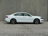Used 2022 Volkswagen Passat 2.0T SE image 2
