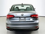 Used 2017 Volkswagen Jetta SE image 6