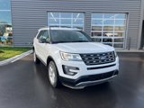 Used 2017 Ford Explorer XLT w/ Equipment Group 202A image 3