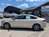 Used 2017 Ford Fusion SE w/ Fusion SE Technology Package image 2