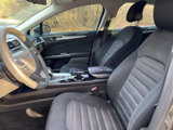 Used 2016 Ford Fusion SE image 5
