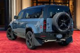 New 2025 Land Rover Defender 110 X-Dynamic SE image 3