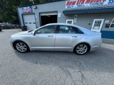 Used 2013 Lincoln MKZ image 2