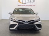 Used 2022 Toyota Camry SE image 3