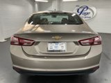 Used 2022 Chevrolet Malibu LT image 4