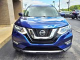 Used 2018 Nissan Rogue SL image 2