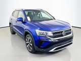 Used 2022 Volkswagen Taos SE w/ Panoramic Sunroof Package image 3